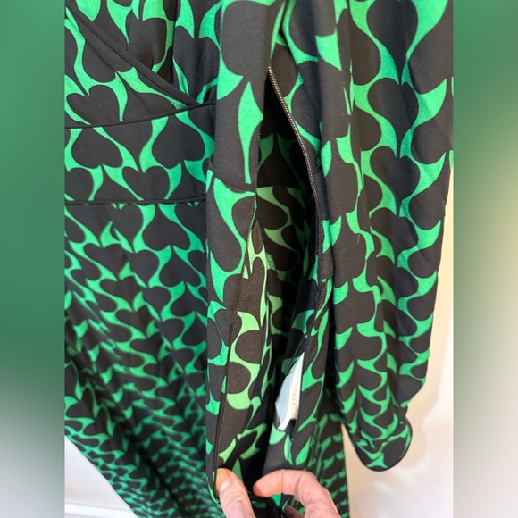 Diane Von Furstenberg Long Sleeve Faux Wrap Midi Dress Green Black Sz 16 no belt - Picture 7 of 14